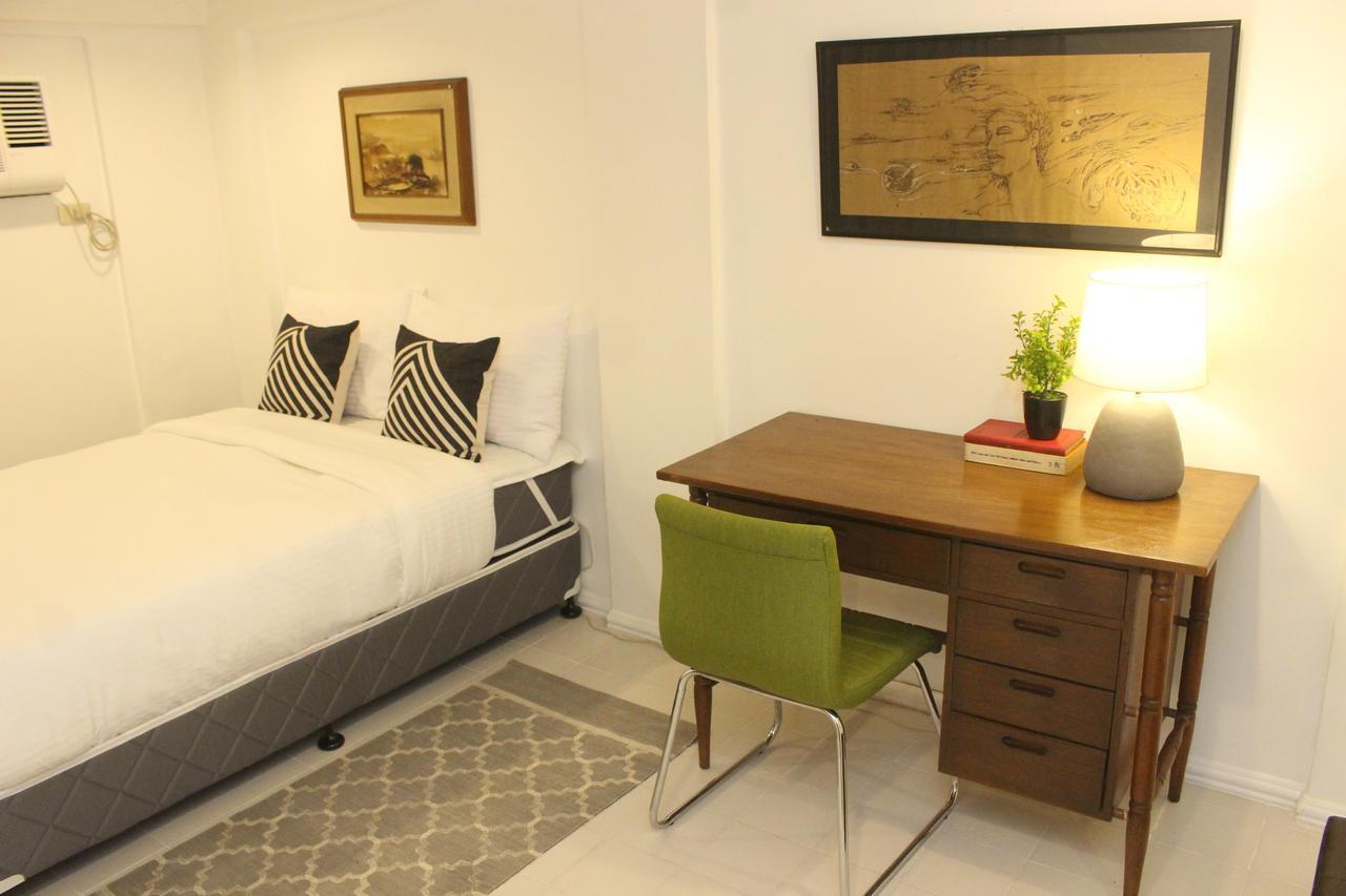 The White Bed And Breakfast Bacolod Exterior foto